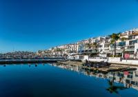 Modern 3 bedroom in Puerto Banus with sea views - B&B Marbella