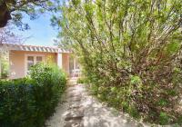 Residence in Costa Rei just 450 meters from the beach, apartments with air conditioning and outdoor private area - Chambres d'hôtes Costa Rei