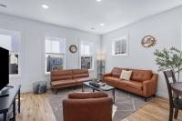 Duplex with Balcony and Spacious Dog-Friendly Oasis! - Ferienwohnung Richmond