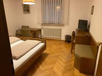 Restaurant Pizzeria & Fremdenzimmer Laquila zum Adler - Ferienwohnung