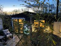Caban Y Tan Ffawydd Luxury couples retreat with private Wood Fired Hot Tub - Chambres d'hôtes Pwllheli