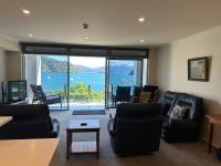 Oxleys 406 3 bedroom Waterfront Apartment - B&B Picton