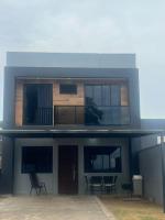 Sobrado confortavel e central - B&B