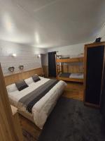 Habitación Familiar con baño privado