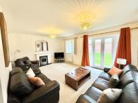 Large Home with secure parking, lovely Evergreen House in Ashford - B&B Ashford