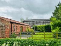 Field Farm Holiday Cottages and Glamping - Ferienwohnung Anderby