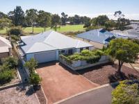 Pool & Putt Paradise, Family Friendly, Pool, WIFI - B&B