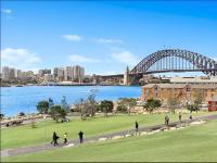 Renovated Warehouse Conversion in The Heart of Sydney - Bed and Breakfast Sydney