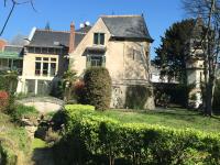 Loire Valley Medieval Getaway - B&B Rochecorbon