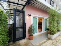 Three-Bedroom Townhouse