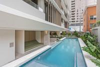 Luxury Ocean View Burleigh Apartment - B&B