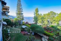 Valleycrest Villa with Swimming pool - B&B