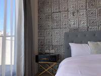 Double Room with Street View with Balcony