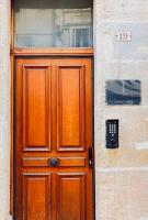 Alfred Suites - Appart's Hôtel - Dijon - Centre Historique - B&B