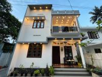 Phoenix homestay - B&B Varkala