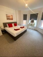 Central Bournemouth Apartment Sleeps 4 Walk to Beach & Town - B&B Bournemouth