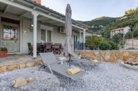 Villa Angeliki by Tsiolis Family - Chambres d'hôtes Katávolos