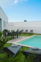 Villa Lola, with jacuzzi and private swimming pool - B&B Santa Bárbara