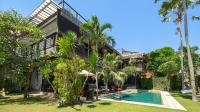 NicoNico Mansion by Villa Finder - B&B Seminyak