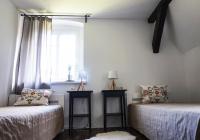 Economy Triple Room with Shared Bathroom
