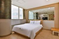 Double Room with Sea View 2