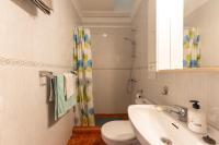 Camera Matrimoniale con Bagno in Comune
