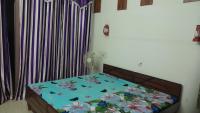 Holy Hills Homestay - B&B