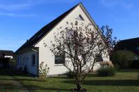 Ferienwohnungen in Trassenheide, WLAN, Sitzecke mit Grill - B&B Trassenheide