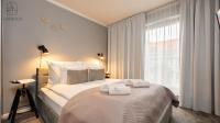 One-Bedroom Apartment with Balcony