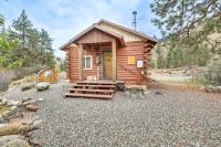 Cabin on Little Salmon River ~ 10 Mi to Riggins! - B&B Pollock