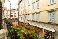 RELAX - Historic Center with 3 Bedrooms and Free ZTL Pass - Chambres d’hôtes Mantoue