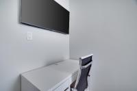 Urban 2BR Newark Escape Workspace & Easy Parking - Chambres d’hôtes Newark