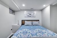 Stylish 4 Bed 2 Bath Haven Near EWR & NYC - Ferienwohnung Newark