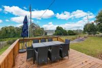 Earlewood Ranch - 4BR, 3BA - B&B Columbia