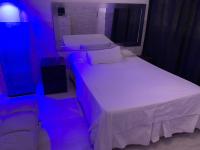 Estudio con entrada independiente en Madrid - Chambres d'hôtes Madrid