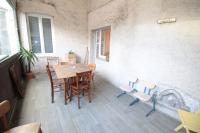 LOGEMENT NEUF "MEUSE" - HYPER CENTRE - PARKING PROCHE - PROCHE GARE - 4 CHAMBRES - TERRASSE COUVERTE - WIFI ! Géré par PrestaZen'Services - Chambres d’hôtes