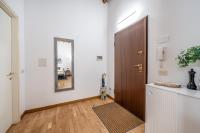 Martin's Home - Historic Boutique Apartment with Free Parking, Fast Wi-Fi, AC, Perfect for Couples & Business in Modena Center - Bed and Breakfast Modena