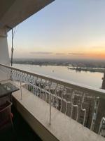 شقة بالمعادي مميزة مطلة عالنيل - B&B Il Cairo