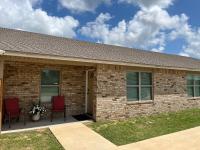 Prime Location to Casino Excitement 2 mi w King Beds - B&B Thackerville
