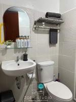 Studio with Mountain View