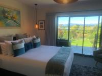 Incredible mountain & sea views - B&B Mapua