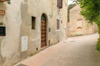 Tusci Loft San Gimignano A GEM in the CITY - B&B San Gimignano