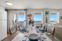 Beachfront with Stunning Views - B&B