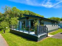 Otters Rest Executive High Spec Lodge Shorefield County Park Lymington New Forest - B&B Milford on Sea