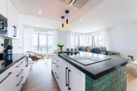 Two-Bedroom Apartment with Terrace and Sea View