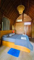 Deluxe Double Room (2 Adults + 1 Child)