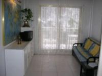 ACOGEDOR APARTAMENTO con PISCINA PRÓXIMO A LA PLAYA - Chambres d’hôtes Tossa de Mar