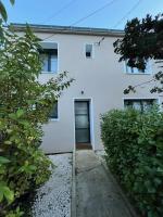 maison vue mer avec terrasse - B&B