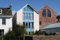 Central Spacious Ground Floor Flat with Courtyard - B&B Kingsbridge