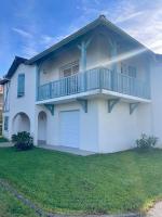 Appartement T3 lumineux très bien équipé avec balcon - B&B